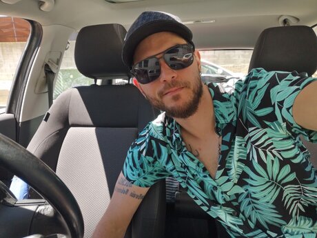 Foto di nudo di fuga di OnlyFans di Miller