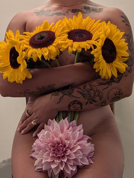 Foto di nudo di fuga di OnlyFans di Roxanna