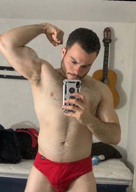 Foto di nudo di fuga di OnlyFans di Guillermo