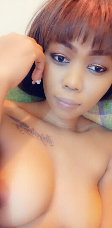Foto di nudo di fuga di OnlyFans di Jean