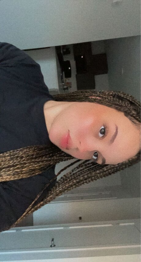 Foto di nudo di fuga di OnlyFans di Aisha