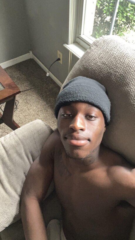 Foto di nudo di fuga di OnlyFans di Blackknight
