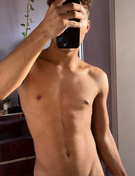 Foto di nudo di fuga di OnlyFans di Yan Monteiro