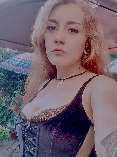 Foto di nudo di fuga di OnlyFans di  