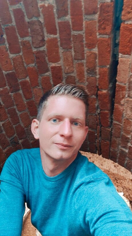 Foto di nudo di fuga di OnlyFans di Kevin Bas