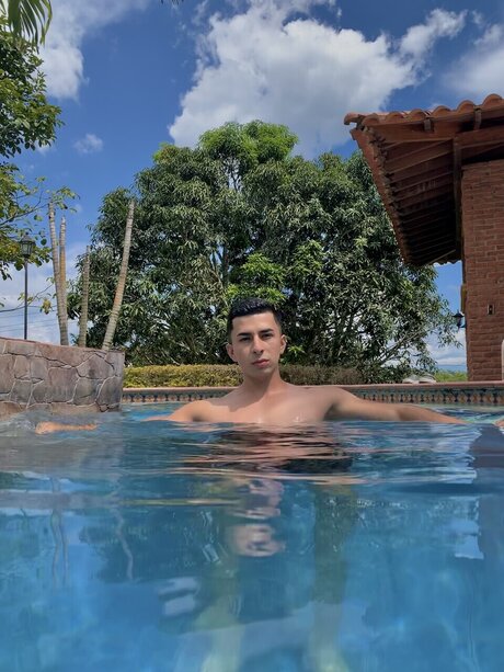 Foto di nudo di fuga di OnlyFans di Kevin