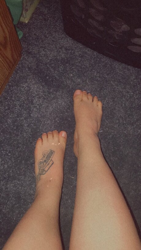 Foto di nudo di fuga di OnlyFans di Cute Feet