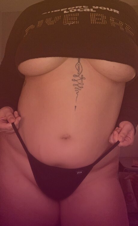 Foto di nudo di fuga di OnlyFans di Peachie