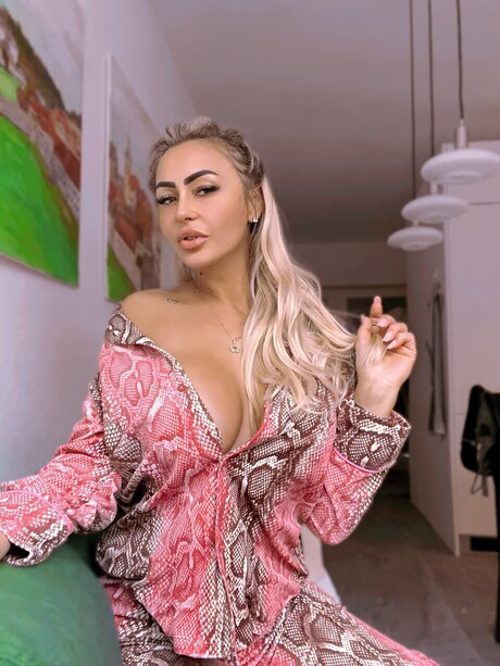 Foto di nudo di fuga di OnlyFans di Livia