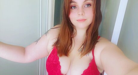 Foto di nudo di fuga di OnlyFans di Brandee