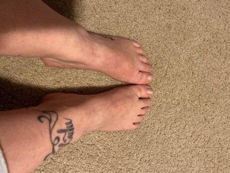 Foto di nudo di fuga di OnlyFans di U230427061