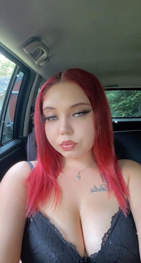 Foto di nudo di fuga di OnlyFans di Ninae Renee