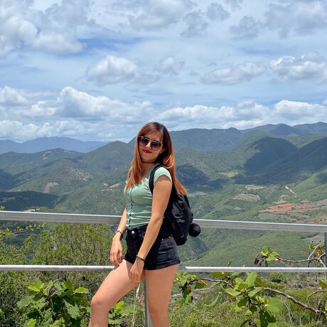 Foto di nudo di fuga di OnlyFans di Hayley 