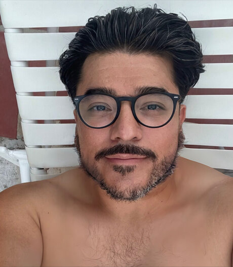 Foto di nudo di fuga di OnlyFans di Ssimpleguy