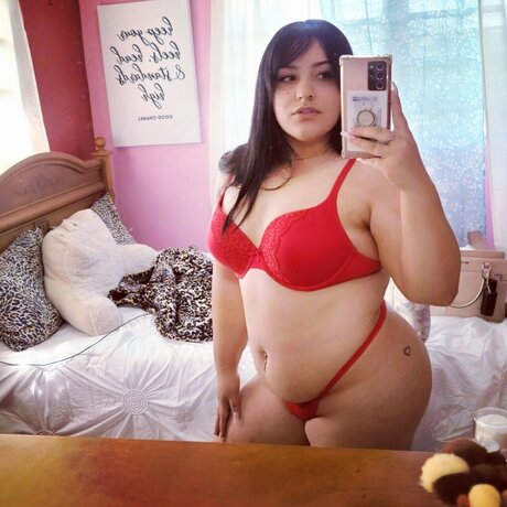 Foto di nudo di fuga di OnlyFans di Nicole