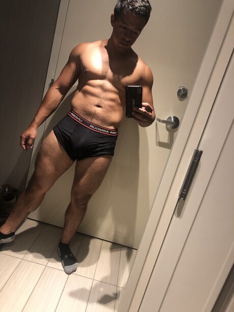 Foto di nudo di fuga di OnlyFans di Jonathan