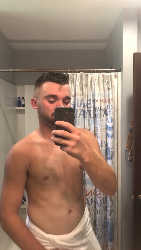 Foto di nudo di fuga di OnlyFans di Wade