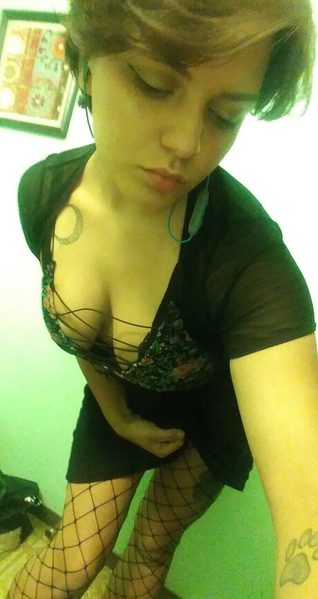 Foto di nudo di fuga di OnlyFans di Arlyn