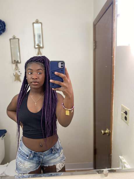 Foto di nudo di fuga di OnlyFans di Pretty Chocolate 