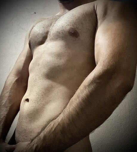 Foto di nudo di fuga di OnlyFans di Chester