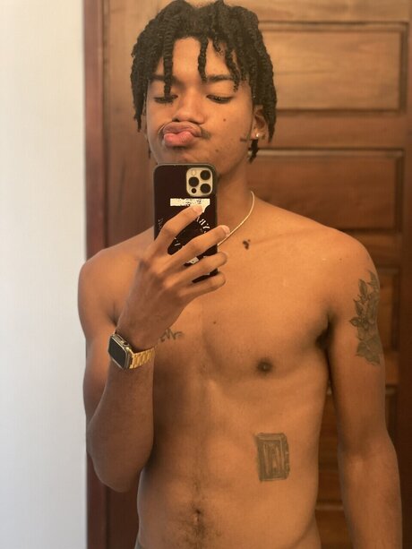 Foto di nudo di fuga di OnlyFans di Darnique