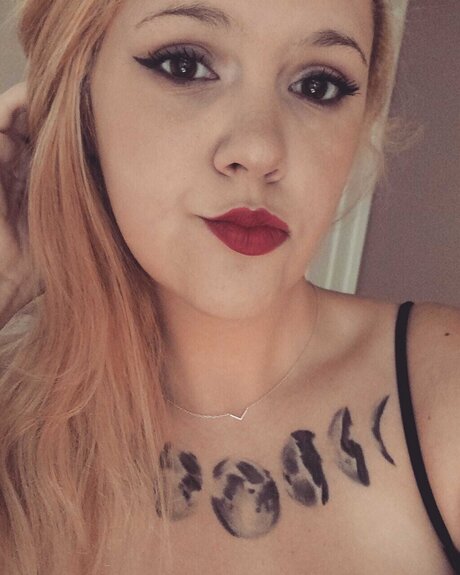 Foto di nudo di fuga di OnlyFans di Kenz