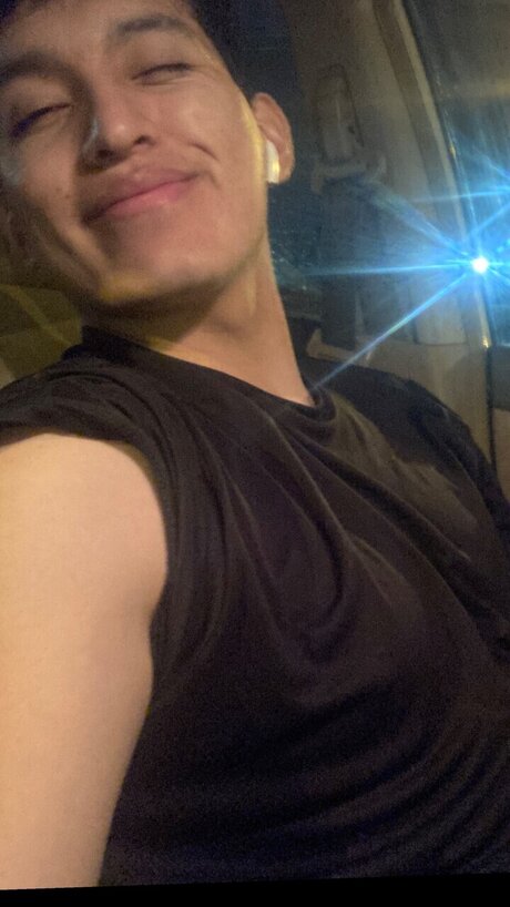 Foto di nudo di fuga di OnlyFans di Dennis
