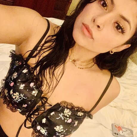 Foto di nudo di fuga di OnlyFans di Francesca