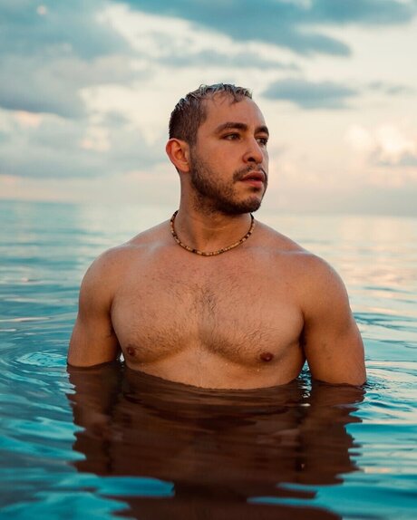 Foto di nudo di fuga di OnlyFans di Benny Hanzo