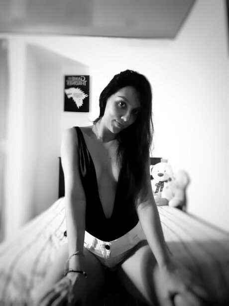Foto di nudo di fuga di OnlyFans di Alexandra