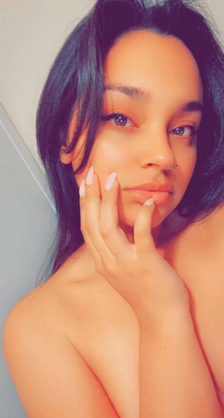 Foto di nudo di fuga di OnlyFans di Sirenas Garden