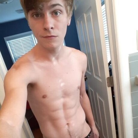 Foto di nudo di fuga di OnlyFans di Zack