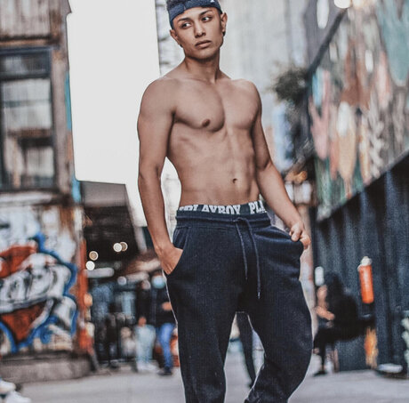 Foto di nudo di fuga di OnlyFans di Brandon Tenorio