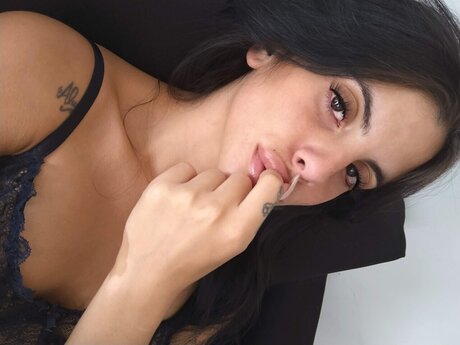Foto di nudo di fuga di OnlyFans di Tina