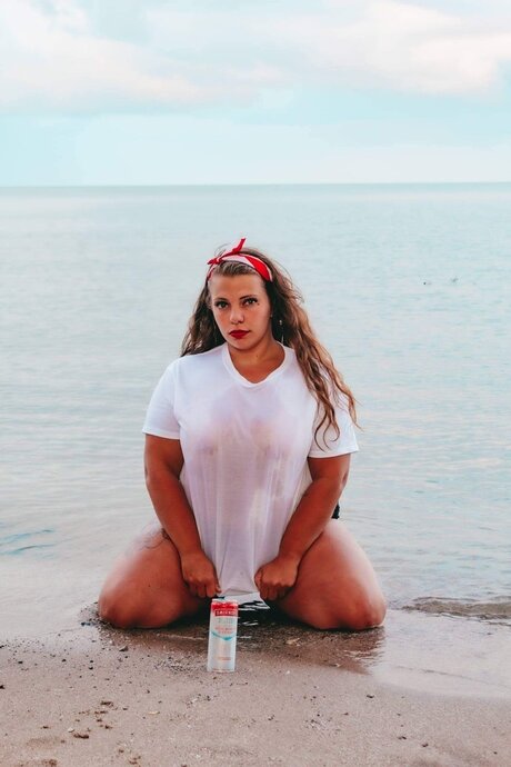 Foto di nudo di fuga di OnlyFans di Country Girl