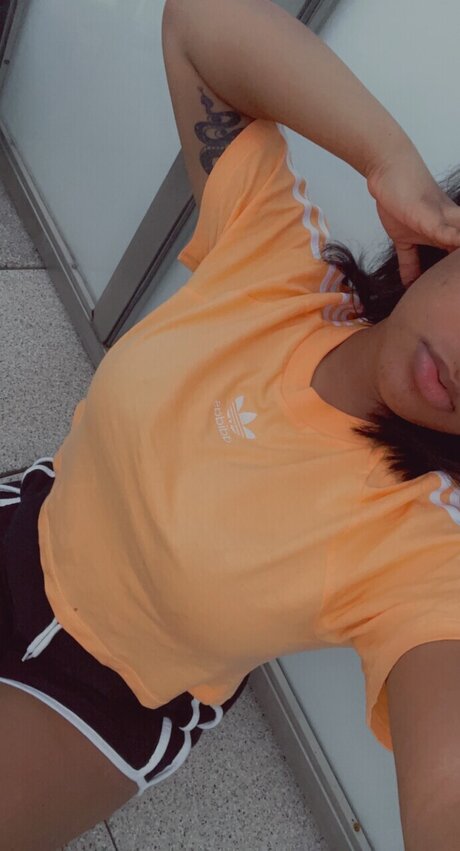 Foto di nudo di fuga di OnlyFans di Nhaya Holland