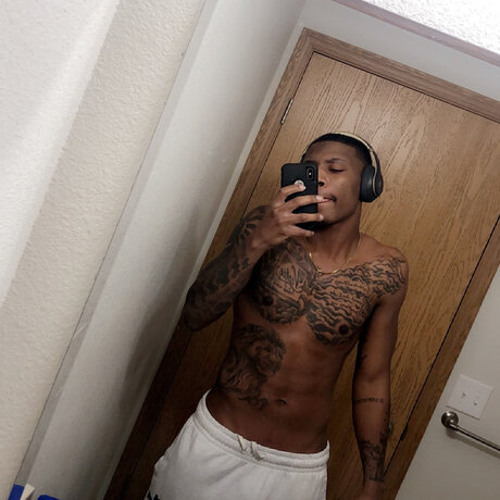 Foto di nudo di fuga di OnlyFans di Hashslingingslasher