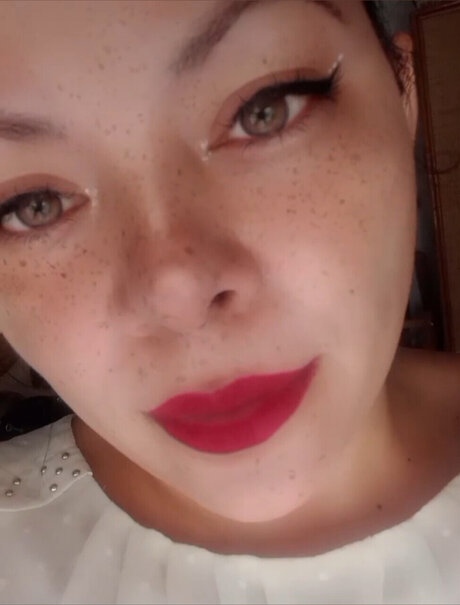 Foto di nudo di fuga di OnlyFans di Izavilla