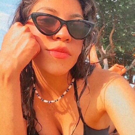 Foto di nudo di fuga di OnlyFans di Clau