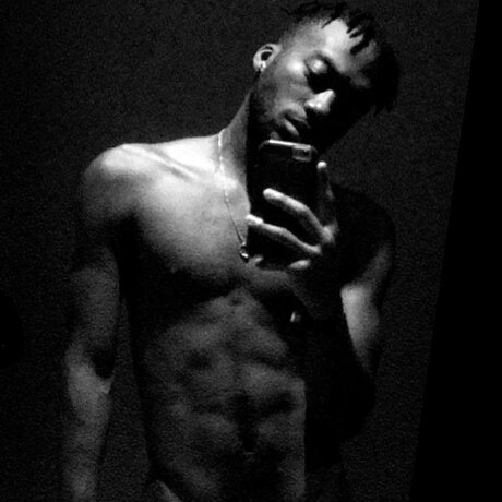 Foto di nudo di fuga di OnlyFans di Inthexity