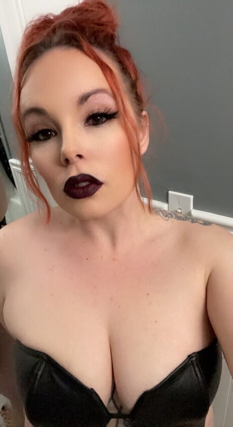 Foto di nudo di fuga di OnlyFans di Sadi