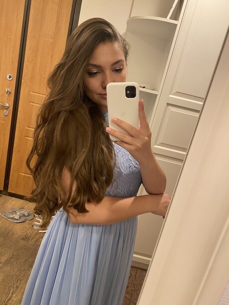 Foto di nudo di fuga di OnlyFans di Mariia