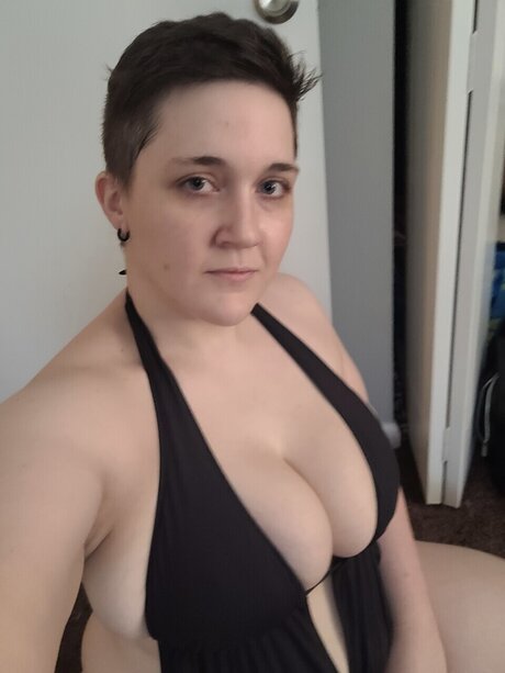 Foto di nudo di fuga di OnlyFans di Scarlet Rose