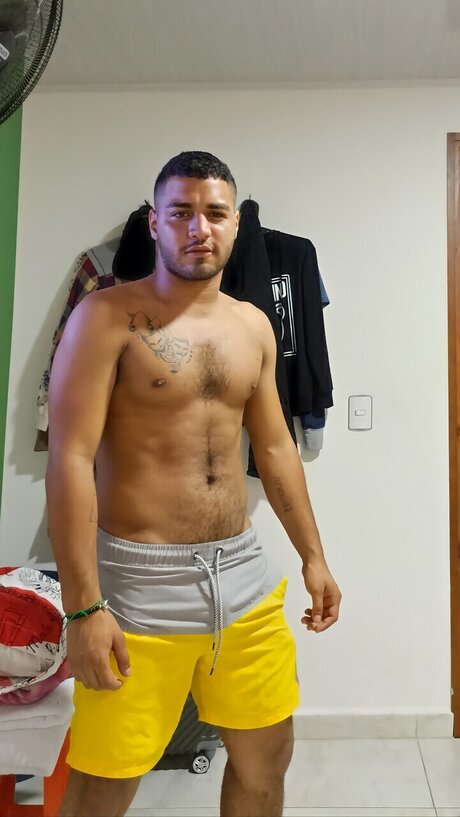 Foto di nudo di fuga di OnlyFans di Dan