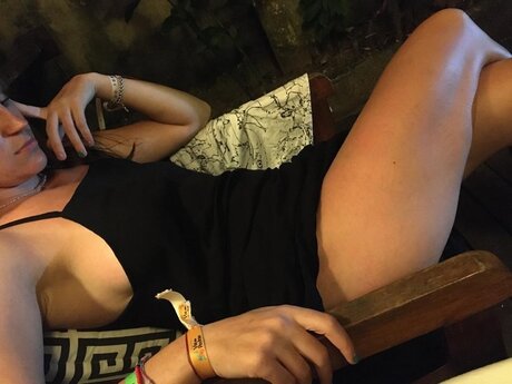 Foto di nudo di fuga di OnlyFans di Dani