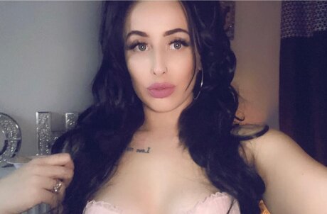 Foto di nudo di fuga di OnlyFans di Porshababey