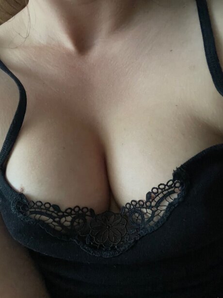 Foto di nudo di fuga di OnlyFans di Anitta