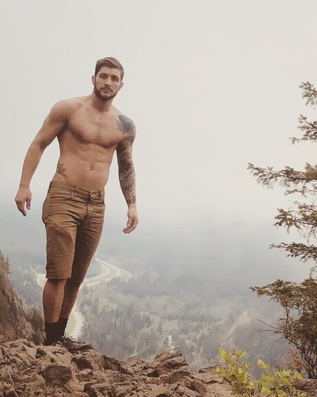 Foto di nudo di fuga di OnlyFans di Mountain Mischief