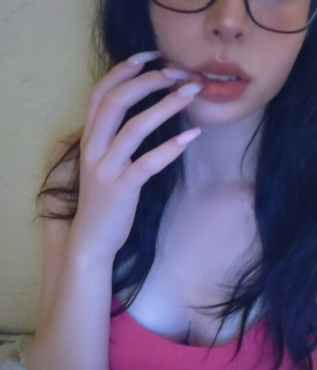 Foto di nudo di fuga di OnlyFans di Savannha