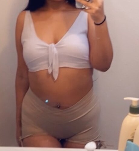 Foto di nudo di fuga di OnlyFans di Babygirll